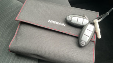 Nissan Qashqai 1.3 DiG-T N-Connecta 5dr Petrol Hatchback